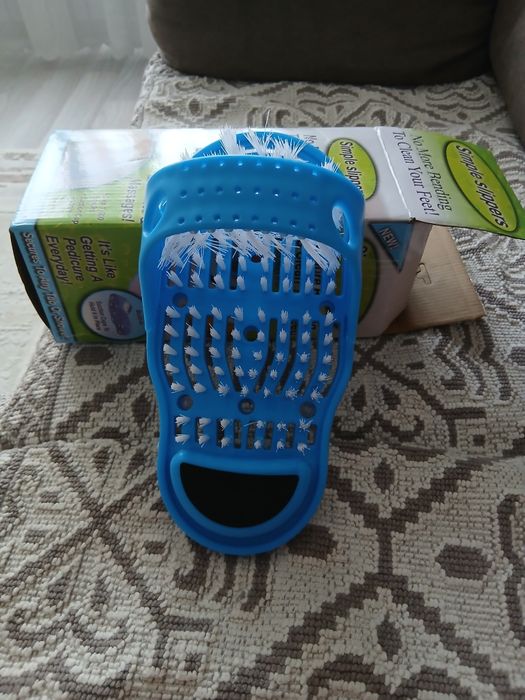 Продам щётку для мытья ног