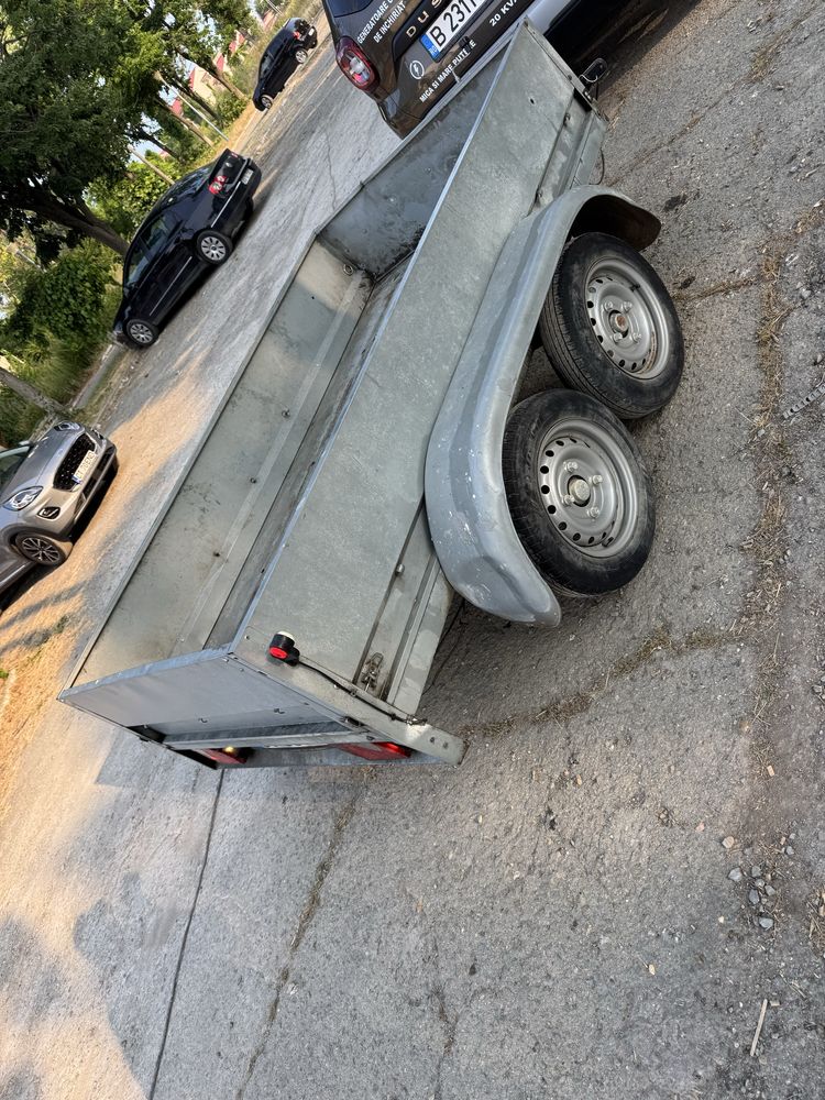 De vanzare remorca 750 kg 2 axe