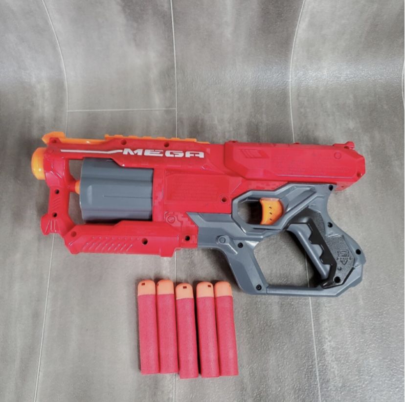 Nerf Cycloneshock cu 6 gloante mega