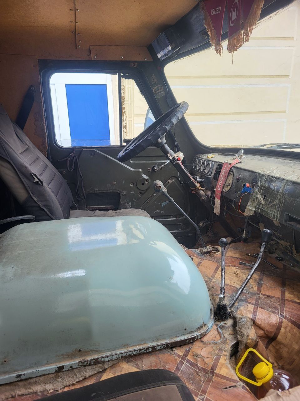 UAZ avtomabil kamchiligi yoʻq