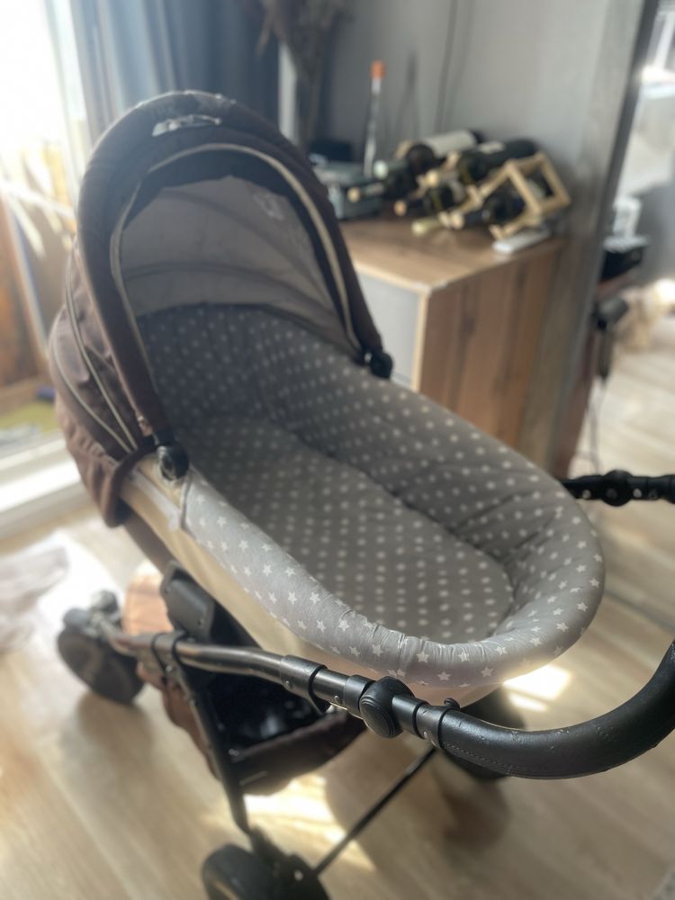 Продам коляску Zippy 3 в 1 б/у