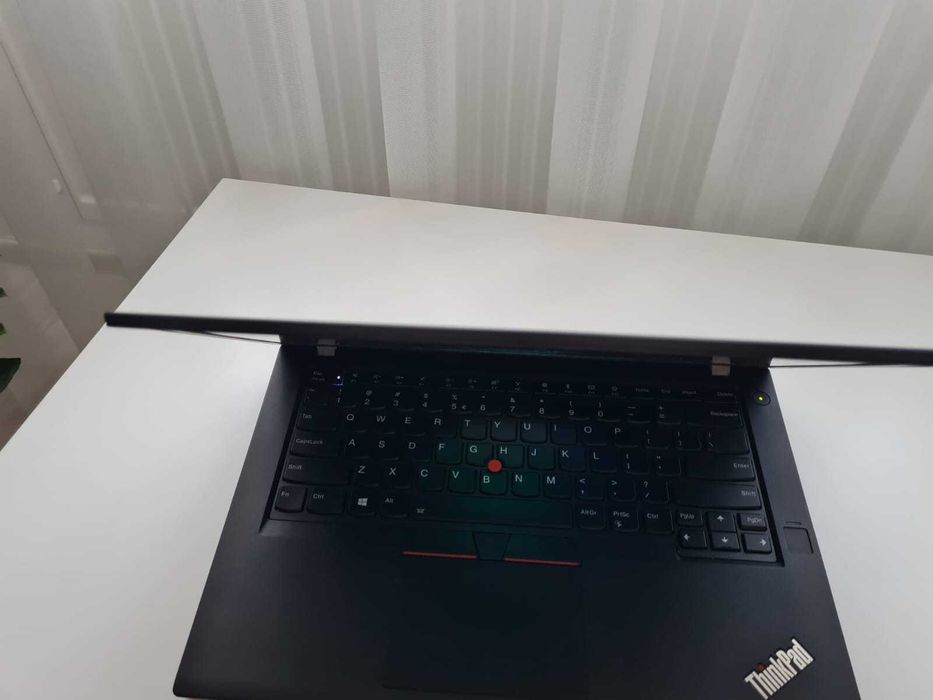 Laptop Lenovo ThinkPad T470 – i5 6th Gen, 8GB RAM, SSD 256GB