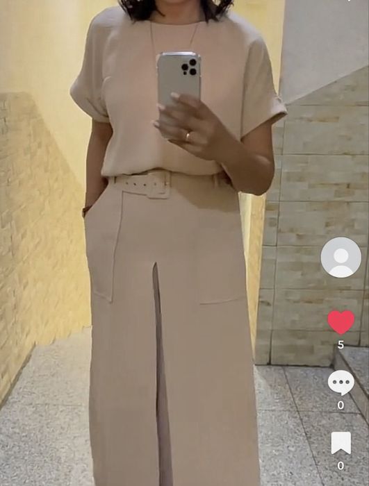 Продам стильный женский комплект