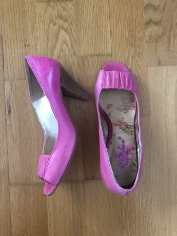 Pantofi cu toc, sandale piele naturala roz fucsia zara, musette