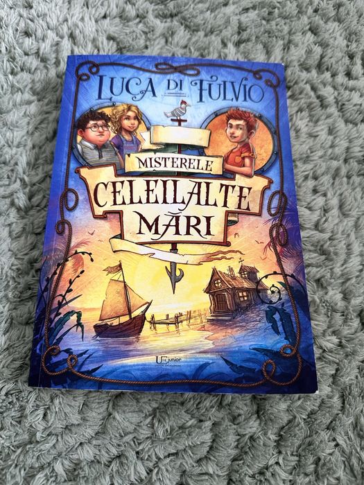 Carte -misterele celeilalte lumi