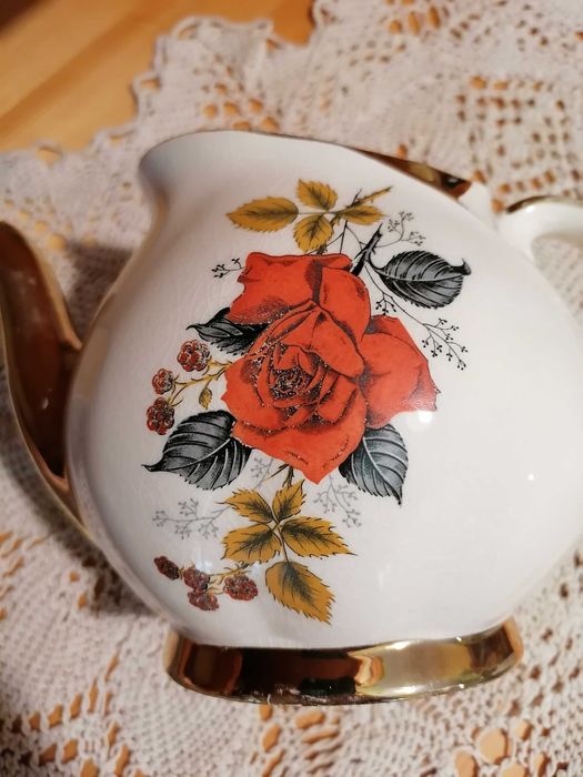 Английски порцеланов чайник Gibsons около 50-те