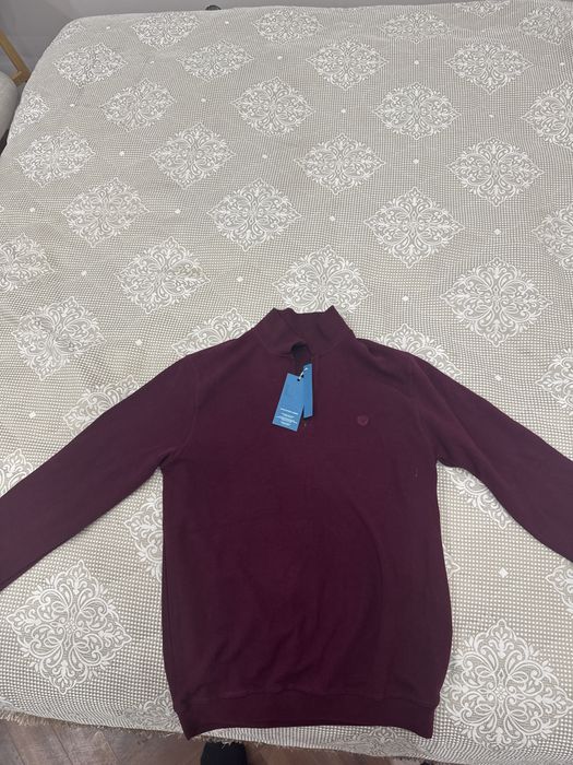 Продам кофту, полузамок