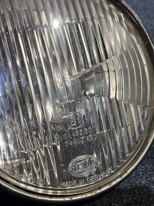 Far BMW Seria 5 (E28?)