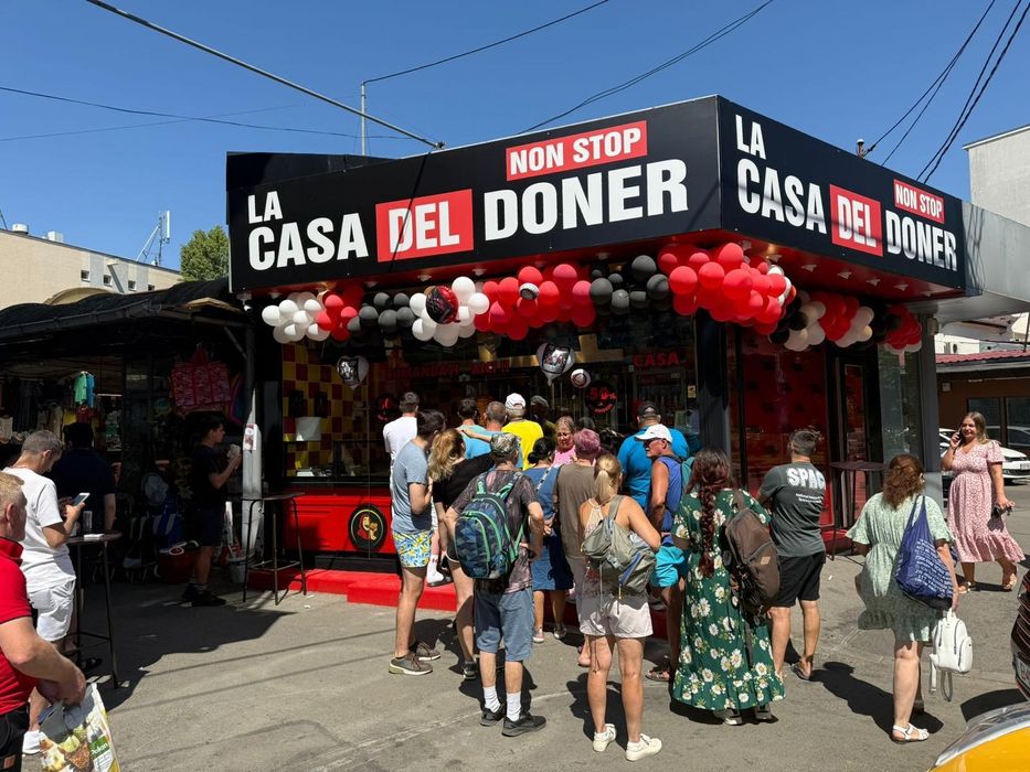 Vand shaormerie zona piața Gorjului