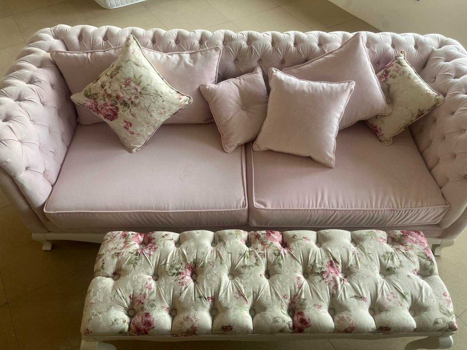 Розов диван + пейка