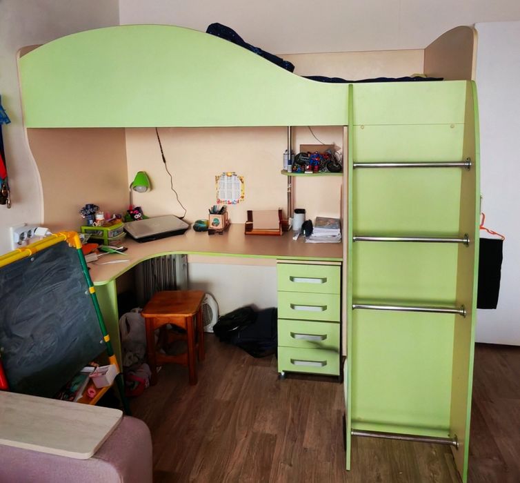 Срочно продам 2х ярусную кровать