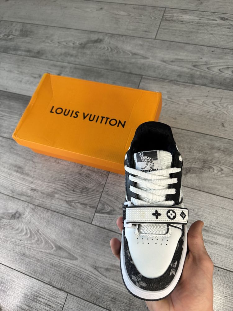 IN STOC | Adidasi Louis Vuitton Trainer