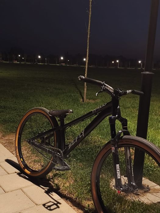 Vand befly Halo aproape nou făcut pe piese