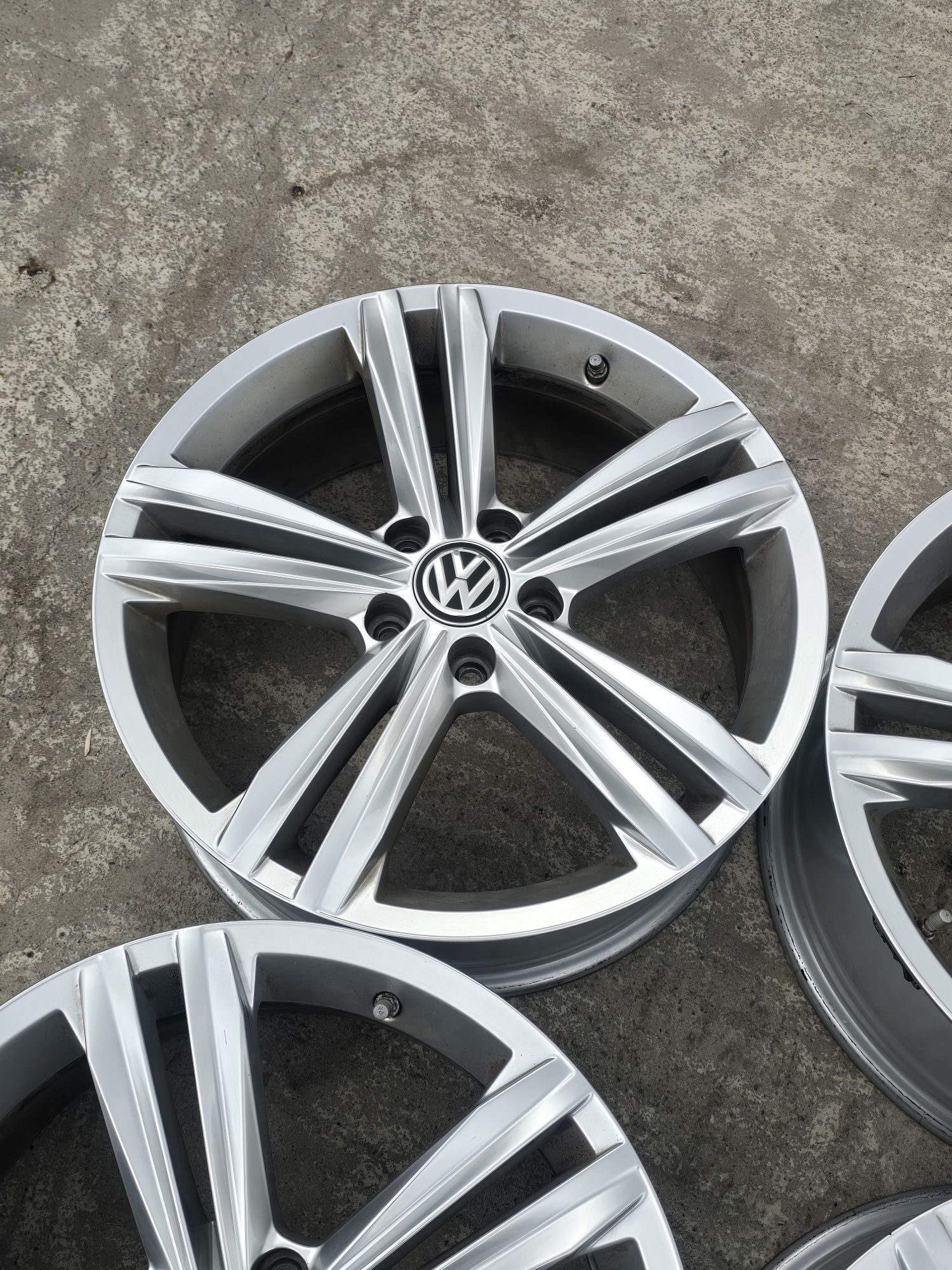 Джанти 18 / 5х112 - VW Tiguan и др. 5x112