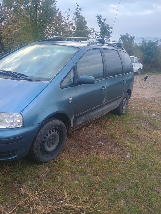 Vând s-au schimb cu oi