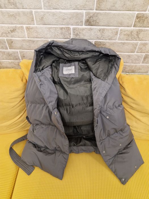 Дамски елек с колан