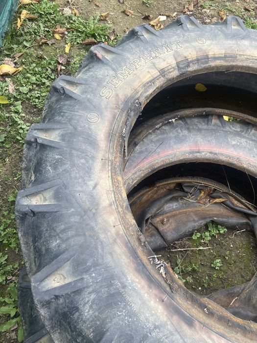 De vanzare anvelope tractor 12.4/11-28  150 lei bucata