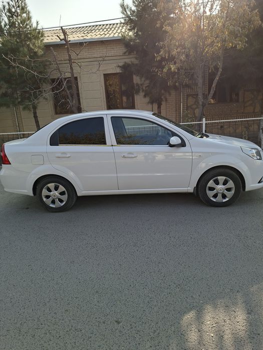 нексия 3 сотилади пробег 94000 механика