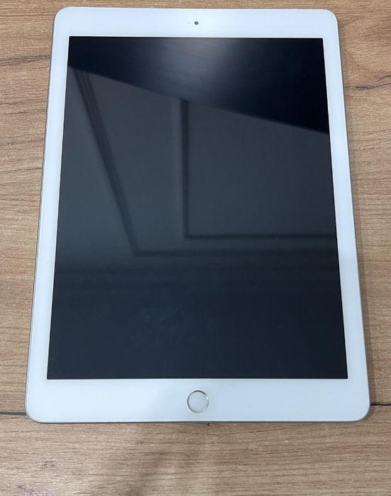 Продам ipad 6 32gb wifi cellular