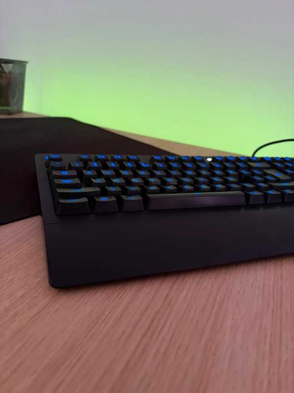 Tastatura Gaming RGB Logitech G213 - Perfect Functionala