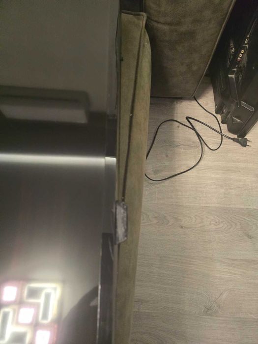 LED телевизор Philips 40PFH4100/88