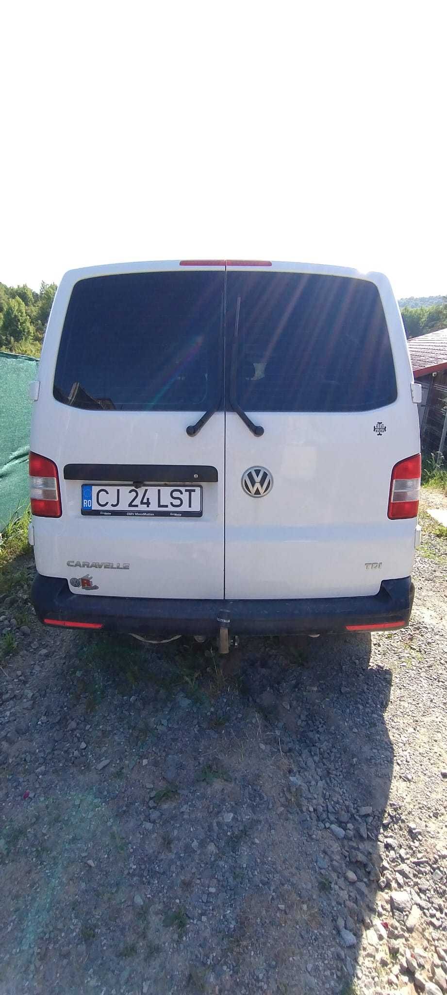 Vand VW Caravelle T5 din 2013 8+1 locuri, TDI