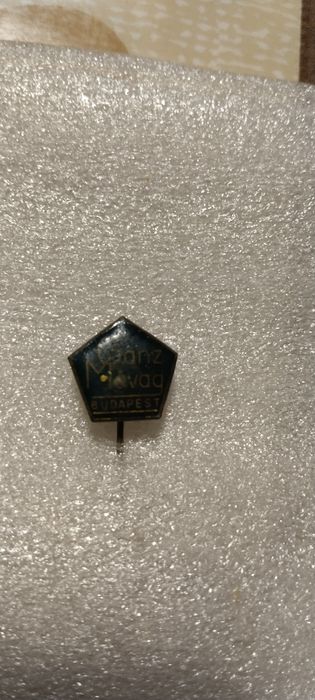 Значки тип брошка 30 бр.