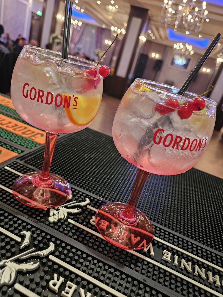 Bar mobil evenimente - COCKTAIL ON-