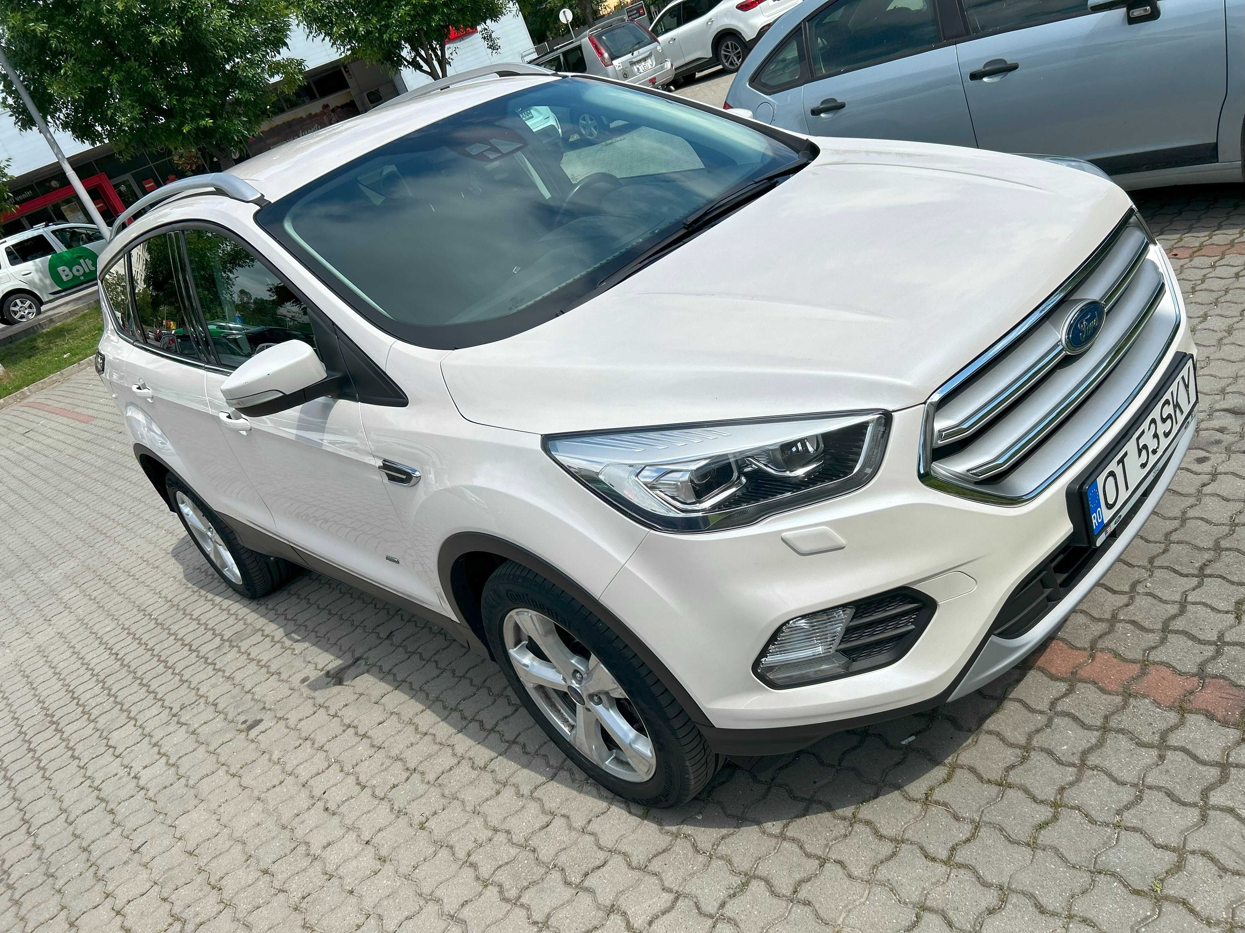 Ford Kuga Titanium 4x4 Automata 180 CP Diesel 2018 134.000 km