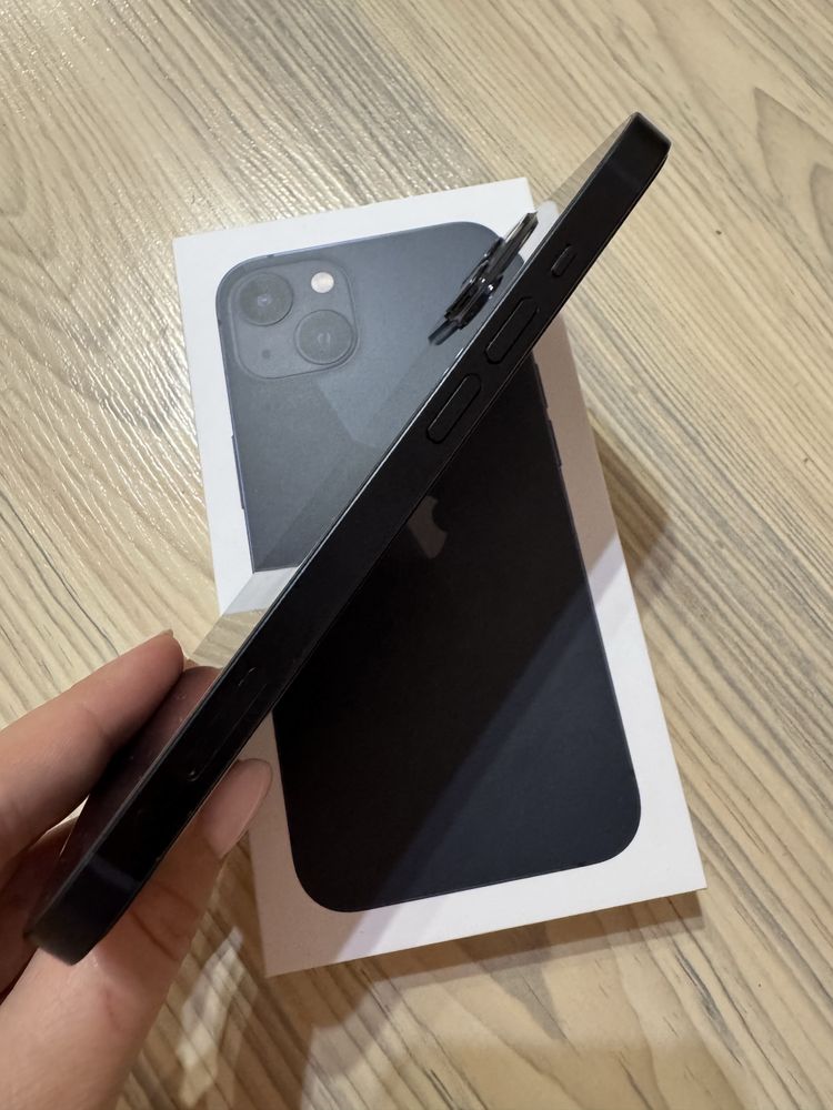Iphone 13 midnight 128 GB