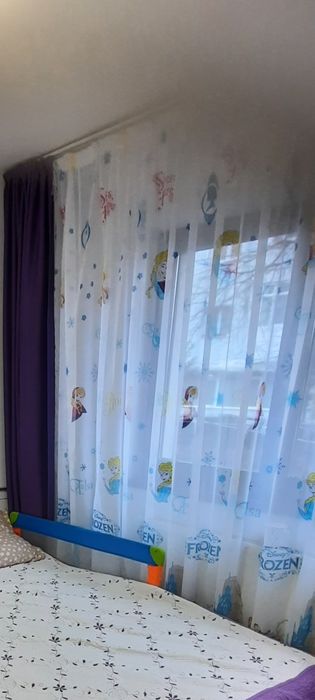 Perdea pentru camera copii