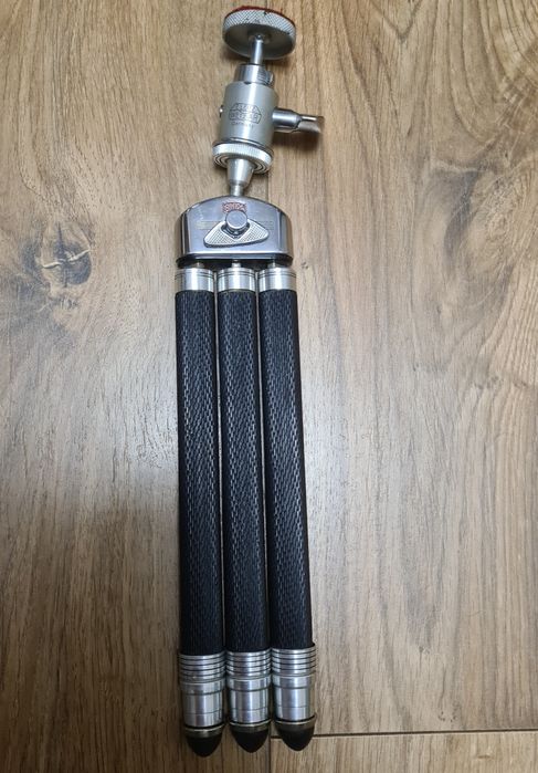 Trepied foto vintage Bilora + cap sferic Leitz Wetzlar