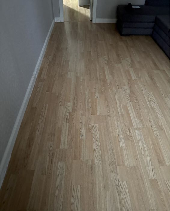 Продам ламинат в отличном состоянии