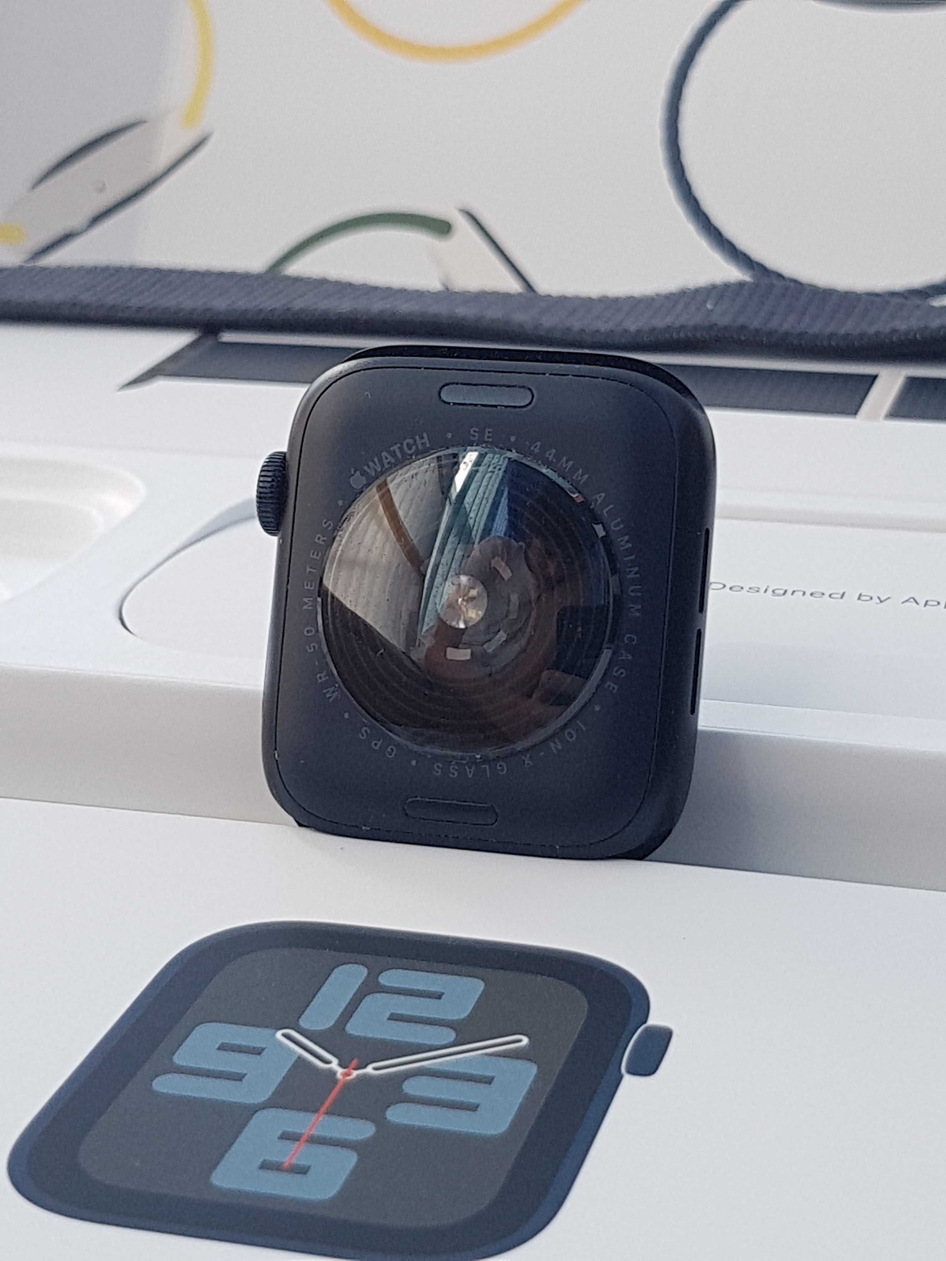 Apple Watch SE (2023), 44mm, Midnight Sport Loop GARANTIE