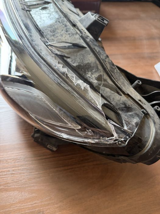 Левая фара от Malibu Xl