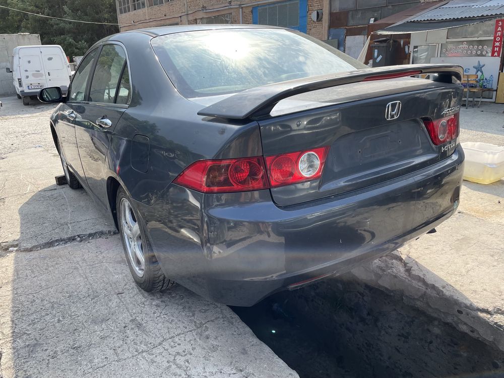 Honda Accord 2.2cdti 2005 На Части