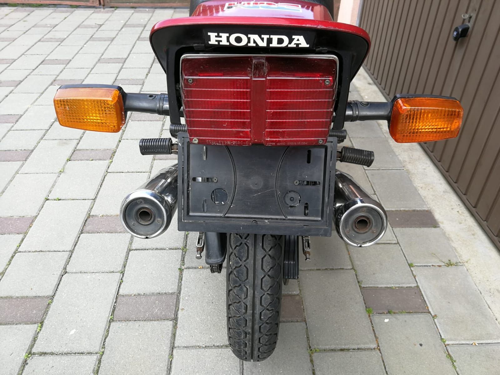 Honda CB 750 RC 04