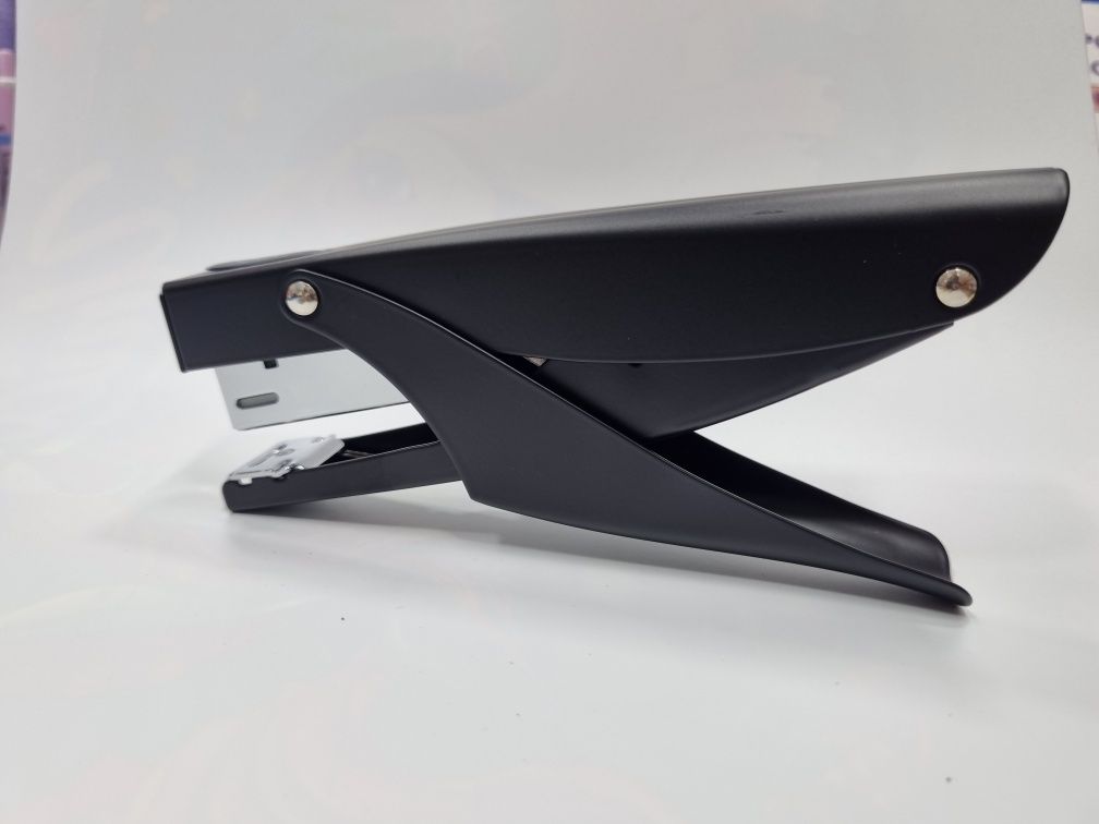 Stapler 0346   vs   0358   deli
