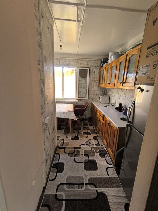 3 ком квартиру Сергели Спутнике в ЯНГИХОЁТСКАМ районе в деревянном дом