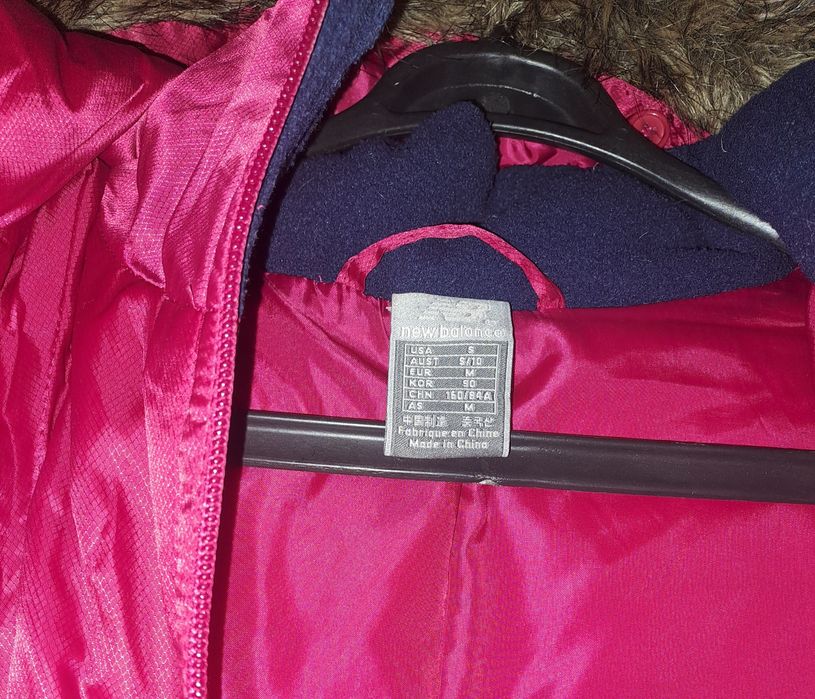 Geaca new balance M ca noua (roșie )