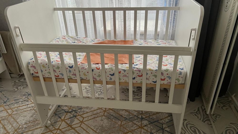 Продам детскую кроватку