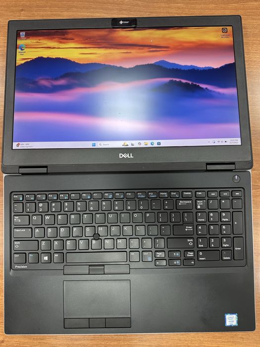 Laptop profesional Dell Precision 7530 (baterie noua)