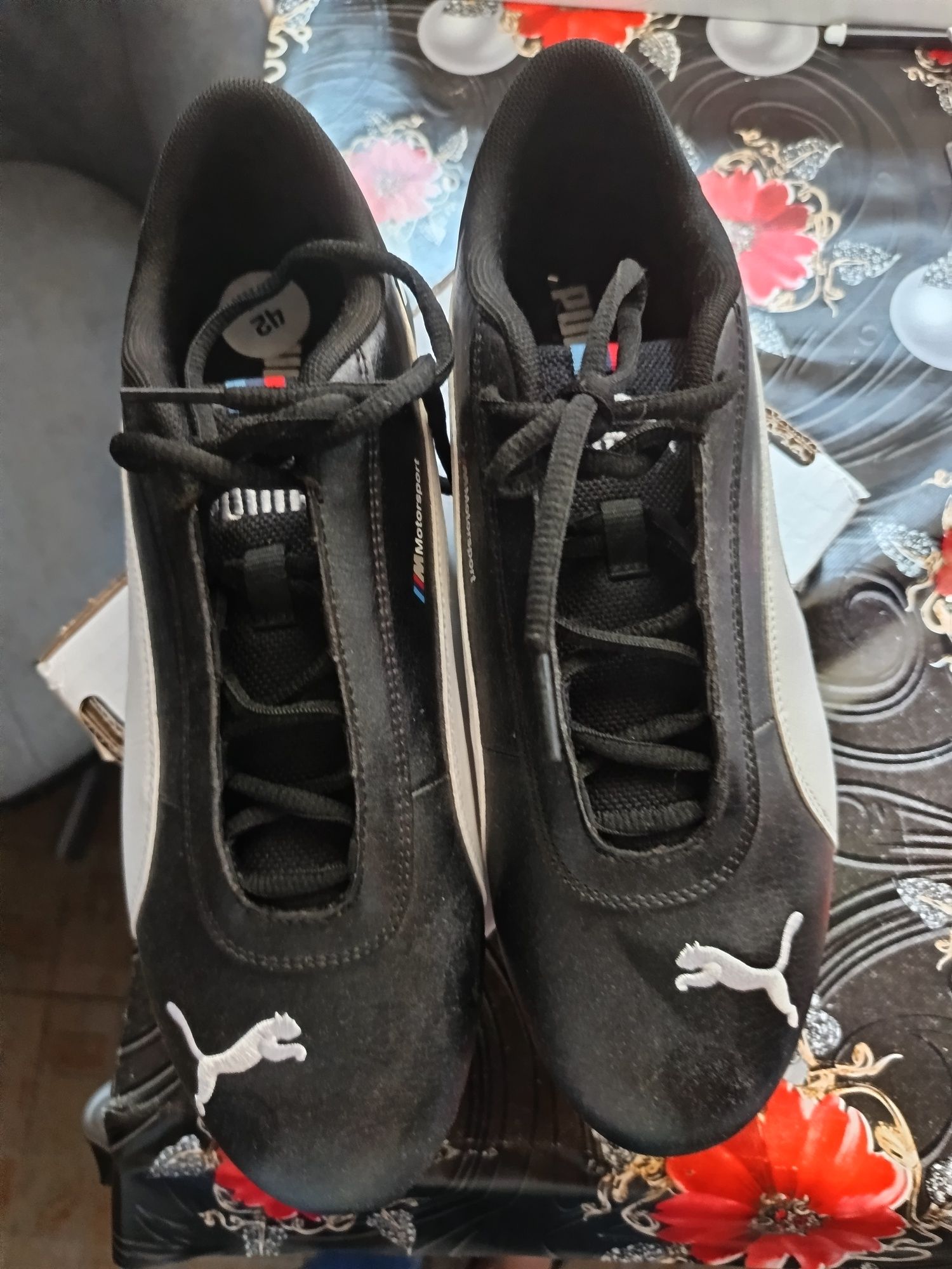 Vand adidași Nike Motorsport noi Nr 42 cumpărați din Fashion House Out