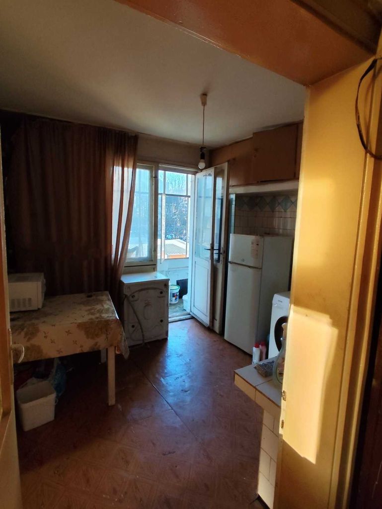 Продава се Двустаен апартамент в Стара Загора, Център - 57 кв.м за 1220 €/кв.м - Снимка #3