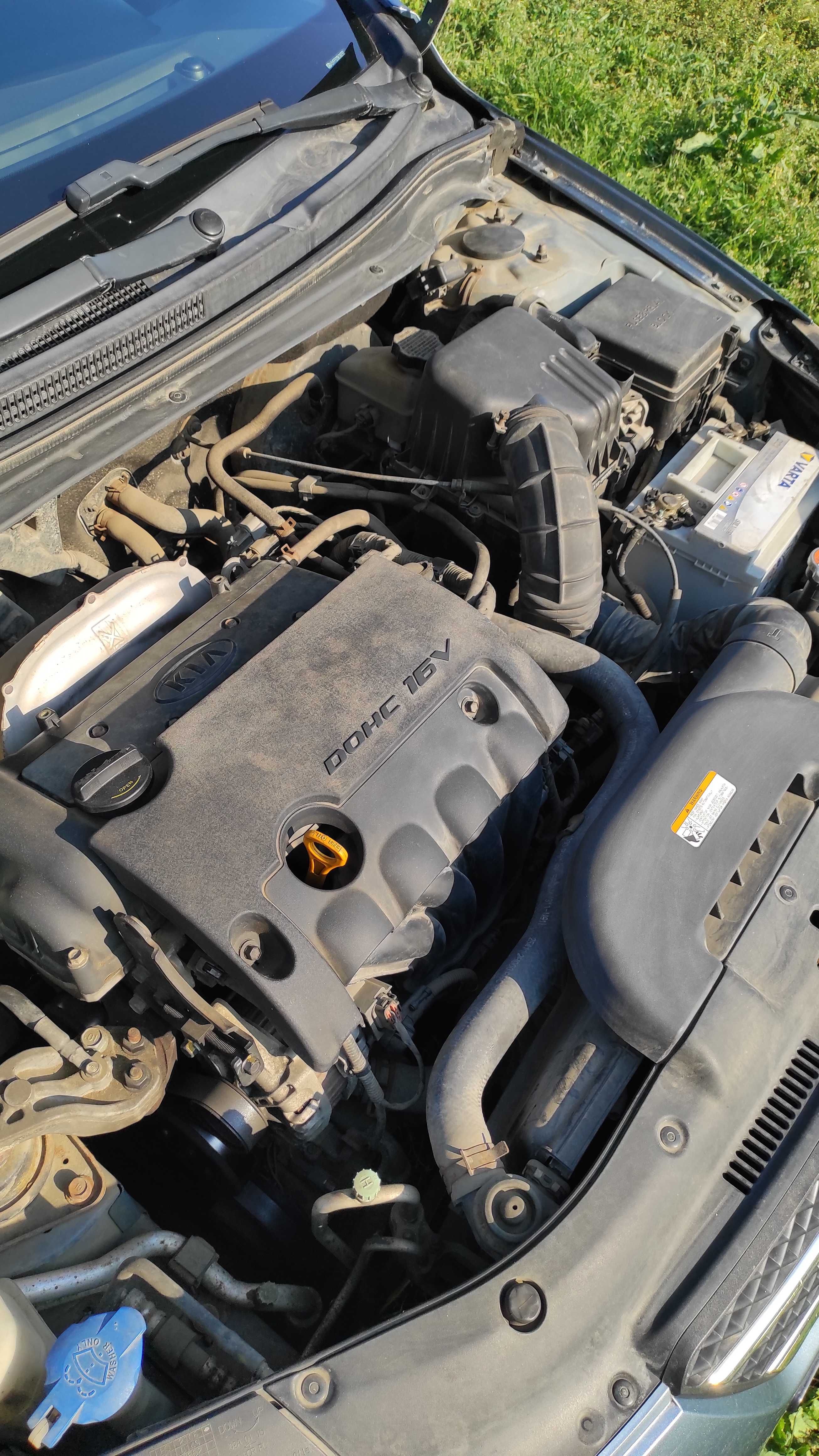 KIA CEED SW  1.4 - 109 CP ( 2008 )