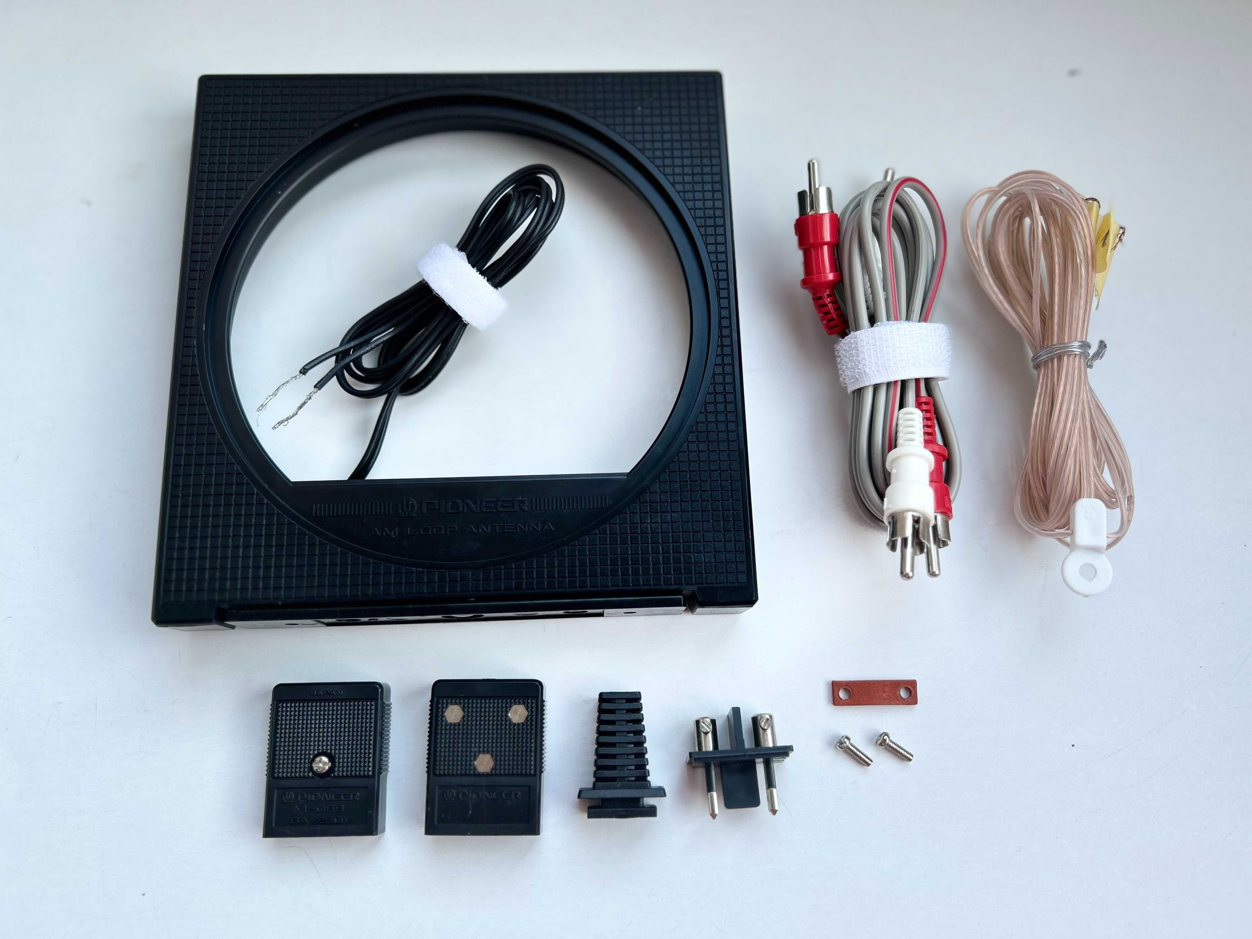 Комплект Pioneer от 1984-та- усилвател SA-550 и тунер TX-540L- отлични