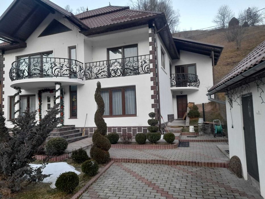 Balustrade Metalice & Fier Forjat • Balcoane la Comandă