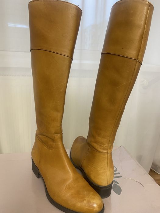 Cizme de piele nr 38 în stare foarte buna