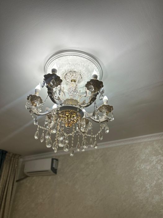 Люстра сатылады срочно