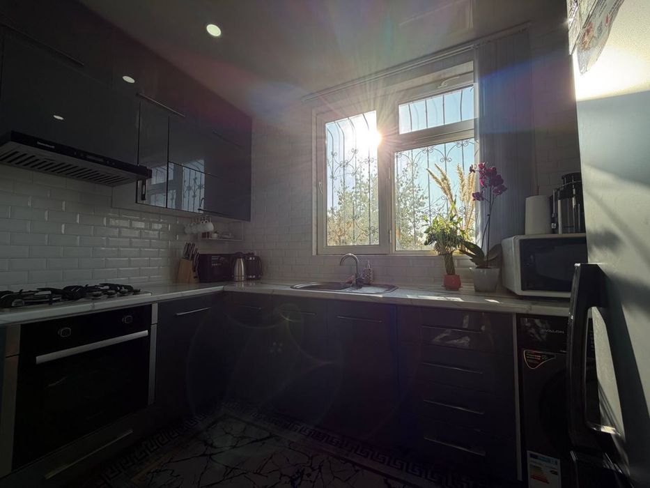 Срочно Юнусабод 17.кв 2/2/5 58.кв ЕвроКвартира